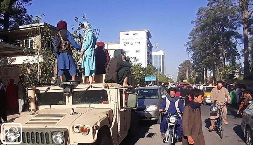 طالبان با غنیمت های آمریکایی در راه کابل است