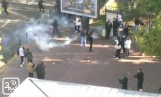 دستگیری دانش آموزان یک دبیرستان و هجوم پلیس