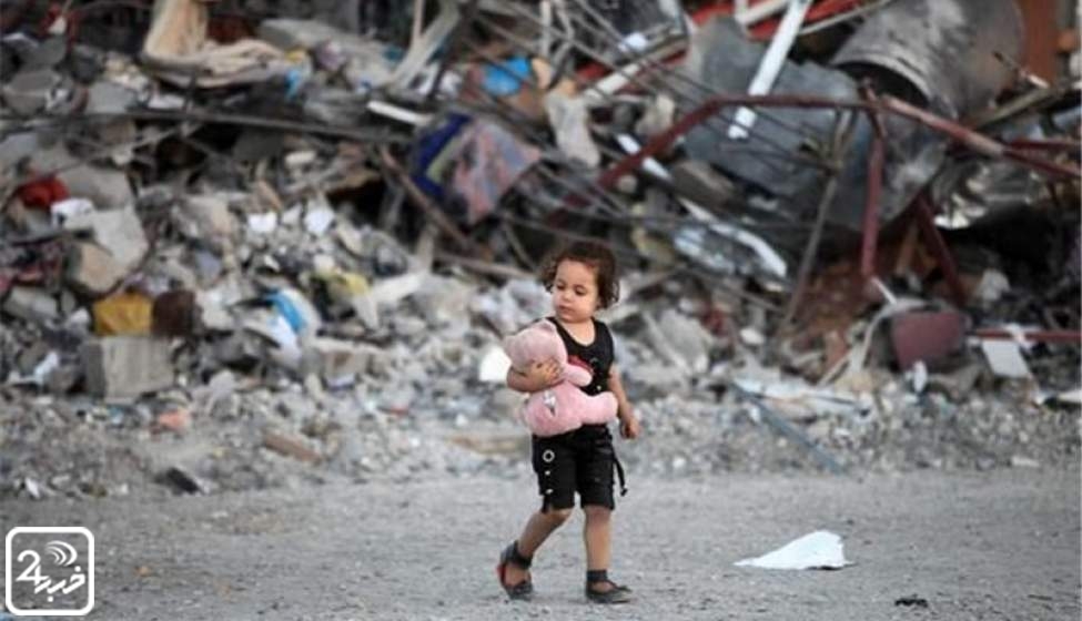نام نویسی کودکان غزه بر دستان خود+ فیلم  